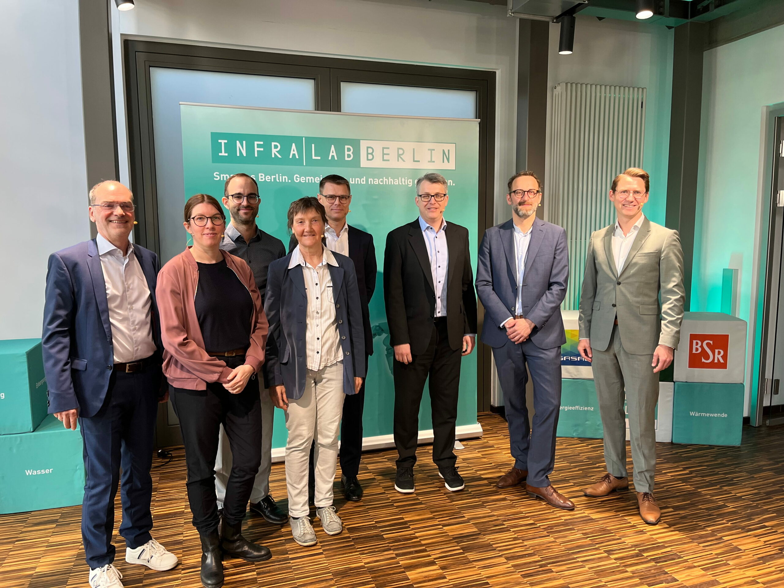 Gruppenfoto der Teilnehmenden der Veranstaltung zur kommunalen Wärmeplanung